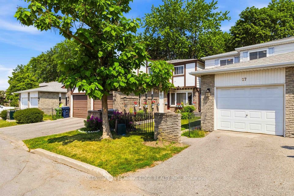 27 Coach Liteway, Toronto, ON M2R 3J8 – photo 3
