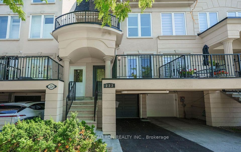 222 David Dunlap Circle, Toronto, ON M3C 4C1 – main photo