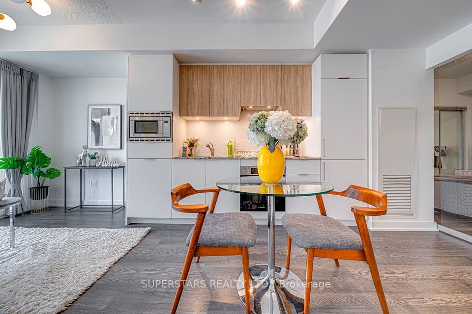 50 O'Neill Road 1001, Toronto, ON M3C 0R1 – photo 3