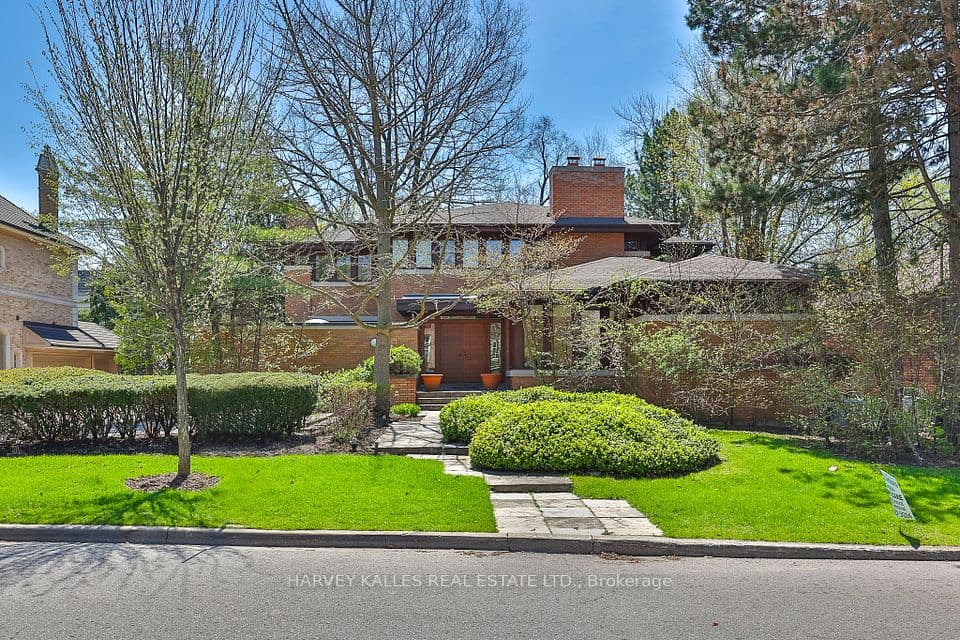 223 Hillhurst Boulevard, Toronto, ON M5N 1P3 – main photo