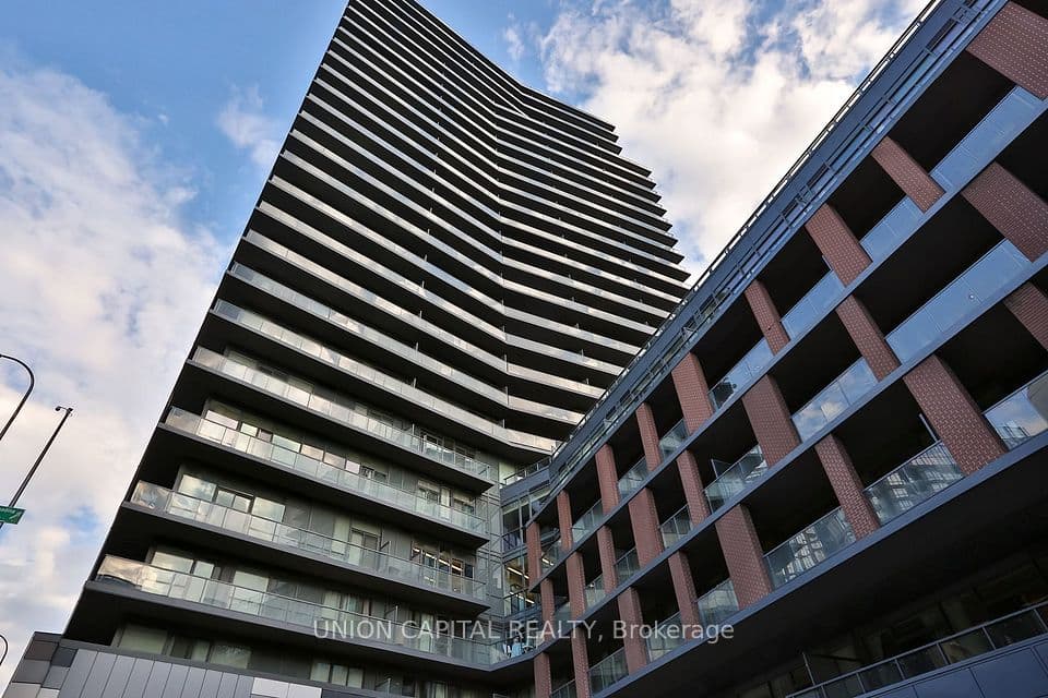 20 Bruyeres Mews 1103, Toronto, ON M5V 0G8 – main photo