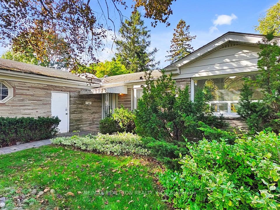 46 Palomino Crescent, Toronto, ON M2K 1W3 – main photo