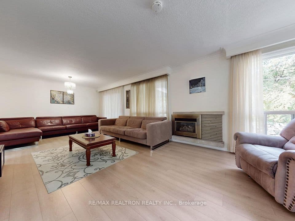 46 Palomino Crescent, Toronto, ON M2K 1W3 – photo 2