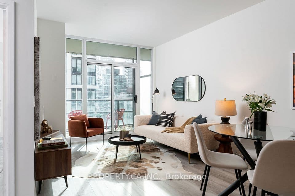 88 Broadway Avenue 1004, Toronto, ON M4P 0A5 – main photo