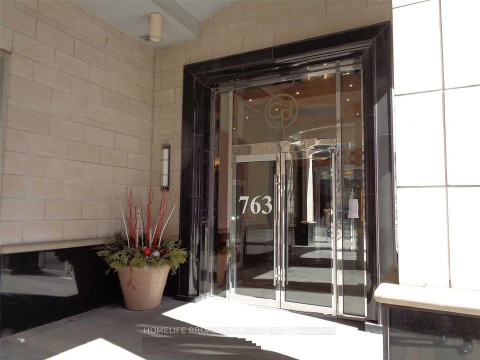 763 Bay Street 1111, Toronto, ON M5G 2R3 – photo 2