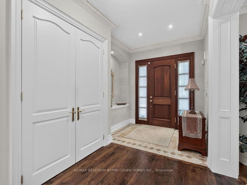57 Yorkminster Road, Toronto, ON M2P 1M4 – photo 2
