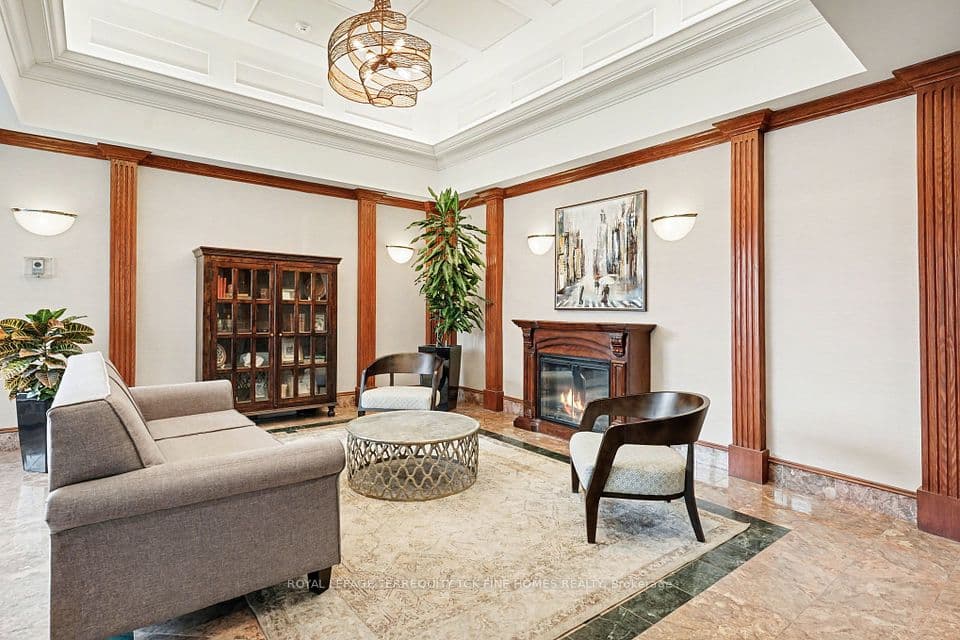 398 Eglinton Avenue E 1009, Toronto, ON M4P 3H8 – photo 3