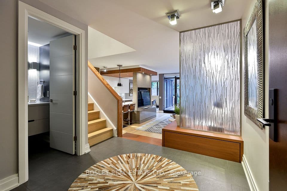 40 Oaklands Avenue 107, Toronto, ON M4V 2Z3 – photo 2