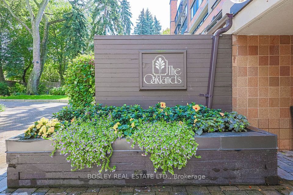 40 Oaklands Avenue 107, Toronto, ON M4V 2Z3 – main photo