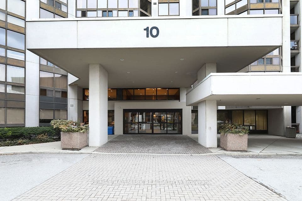 10 Kenneth Avenue 1704, Toronto, ON M2N 6K6 – photo 3