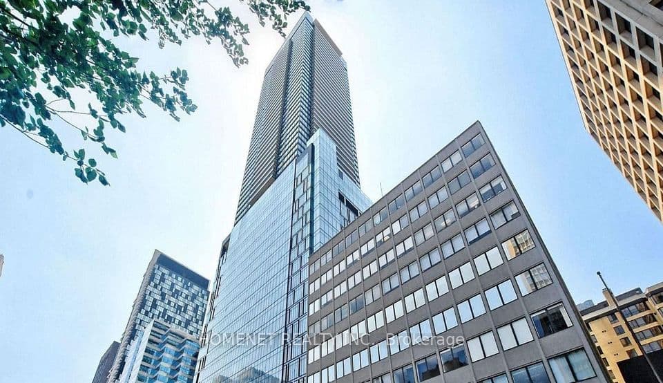 488 University Avenue 5101, Toronto, ON M5G 0C1 – main photo