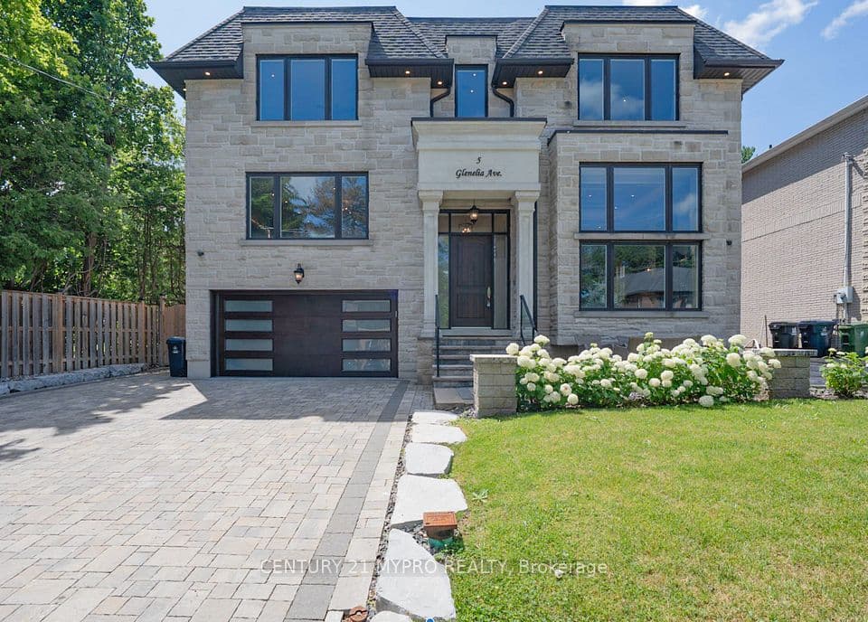 5 Glenelia Avenue, Toronto, ON M2M 2K6 – main photo