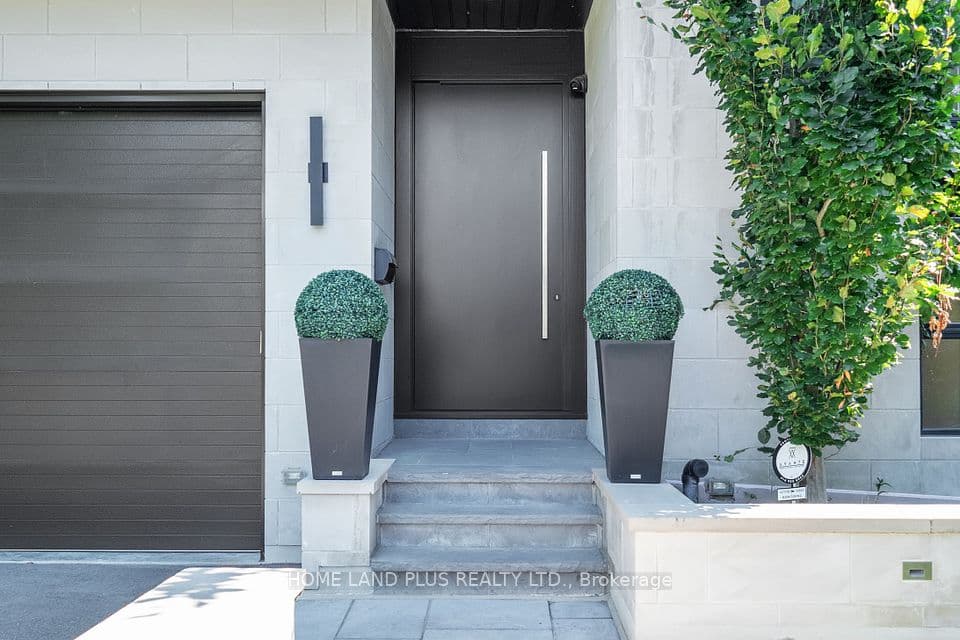 127 Ridley Boulevard, Toronto, ON M5M 3L8 – photo 3
