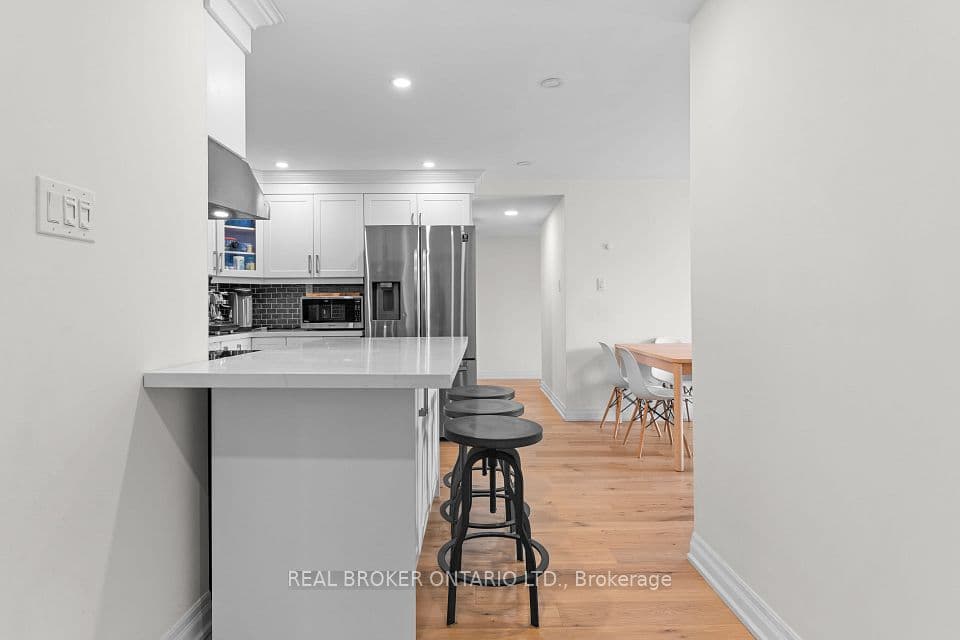 99 Cameron Street 502, Toronto, ON M5T 3A2 – photo 3