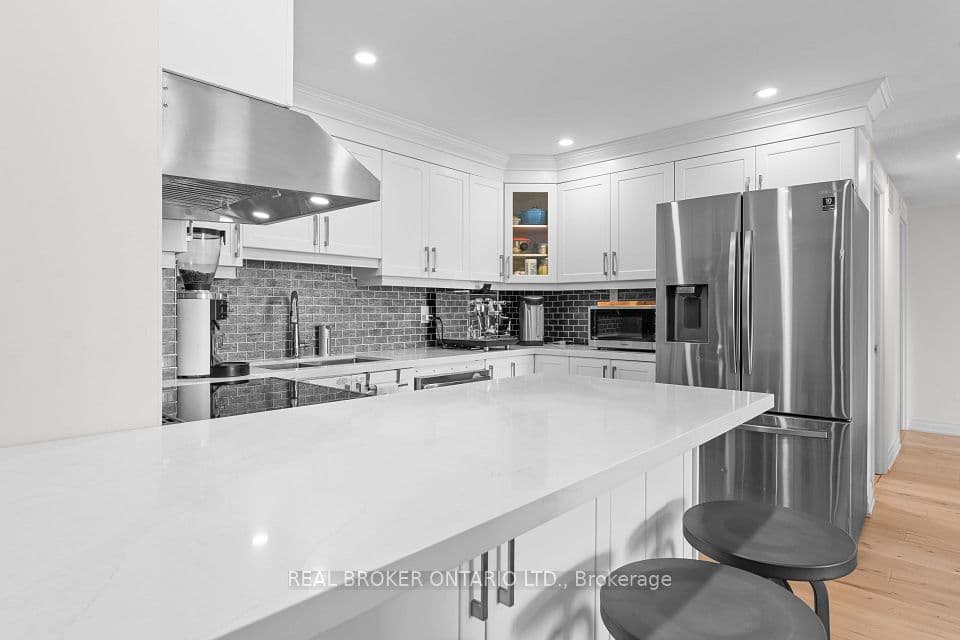 99 Cameron Street 502, Toronto, ON M5T 3A2 – photo 2
