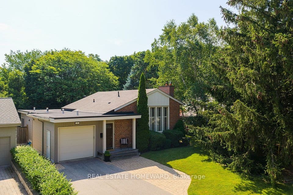 25 Talwood Drive, Toronto, ON M3B 2P4 – photo 2