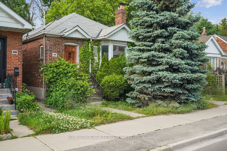 326 Lawrence Avenue W, Toronto, ON M5M 1B4 – photo 2