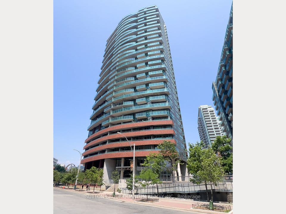 150 East Liberty Street 1012, Toronto, ON M6K 3R5 – main photo