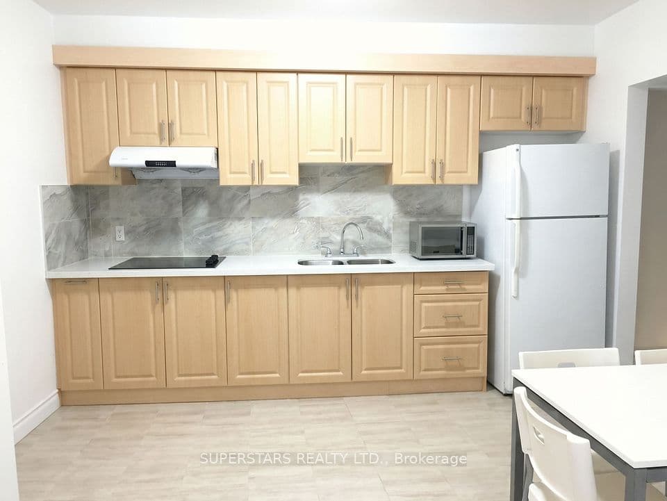 46 Sullivan Street, Toronto, ON M5T 1C1 – photo 2