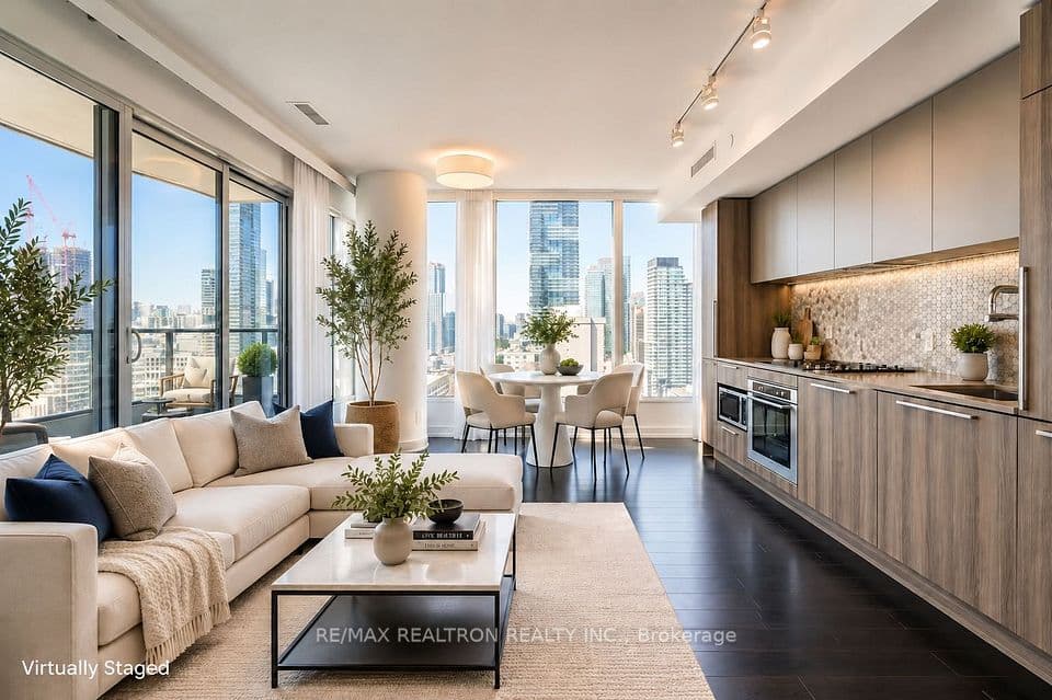 85 Wood Street 3303, Toronto, ON M4Y 0E8 – main photo