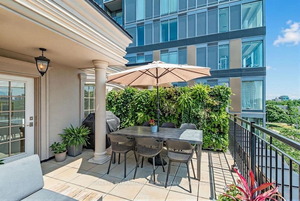 288 St Clair Avenue W TH1, Toronto, ON M4V 1S3 – photo 3