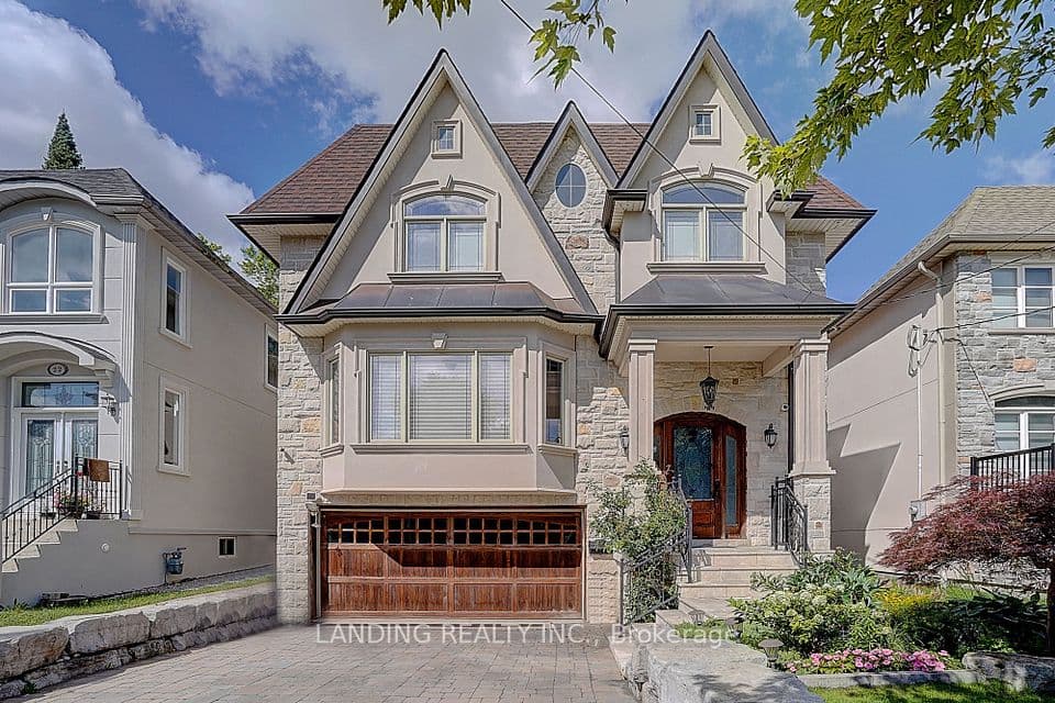24 Abbotsford Road, Toronto, ON M2N 2P8 – main photo
