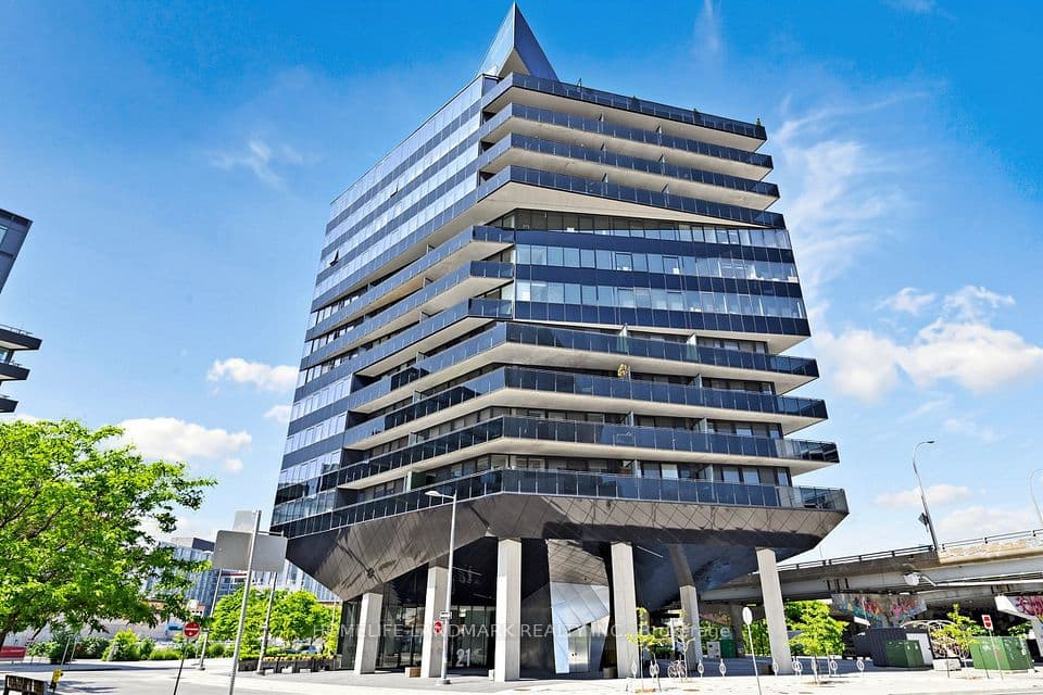 21 Lawren Harris Square 801, Toronto, ON M5A 0T4 – main photo