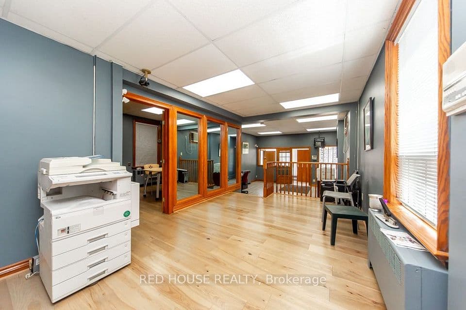 658 Vaughan Road, Toronto, ON M6E 2Y5 – photo 3