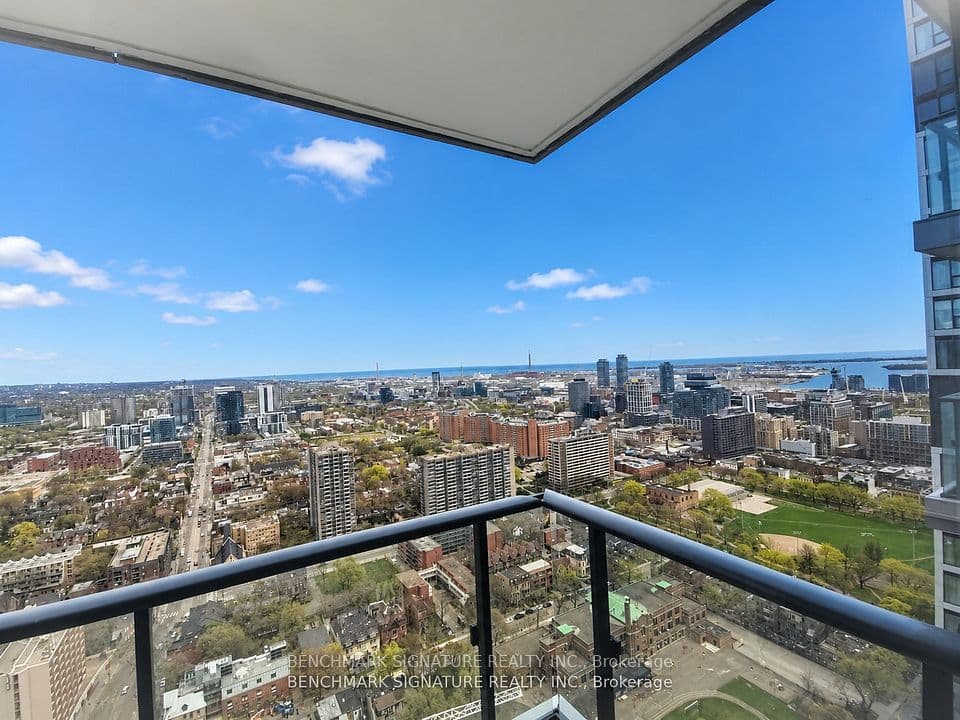 251 Jarvis Street 4015, Toronto, ON M5B 0C3 – photo 2
