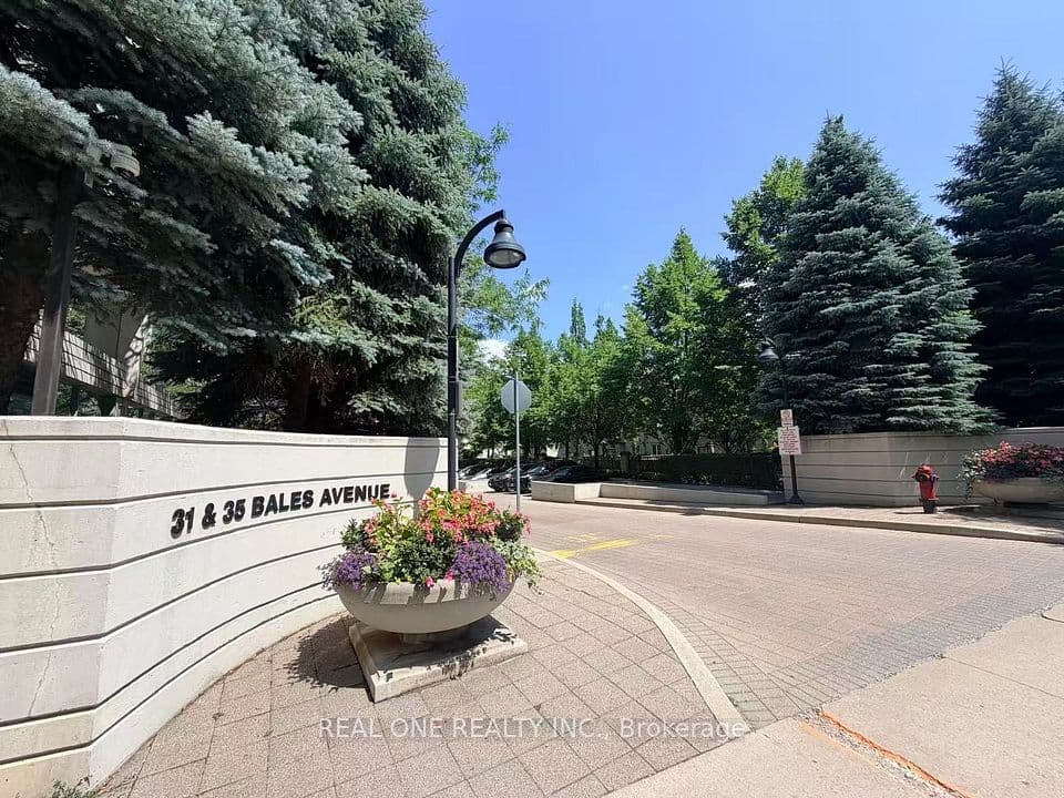 31 Bales Avenue 1607, Toronto, ON M2N 7L6 – main photo
