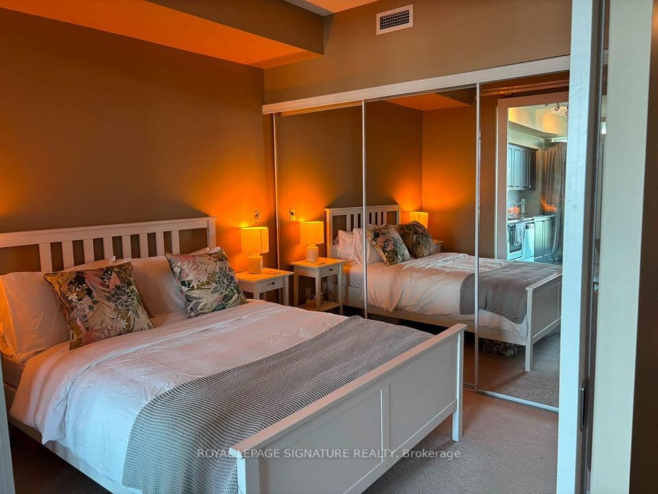 209 Fort York Boulevard 868, Toronto, ON M5V 4A1 – photo 3