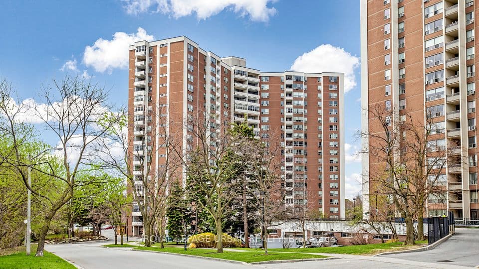60 Pavane Linkway 602, Toronto, ON M3C 1A1 – photo 2