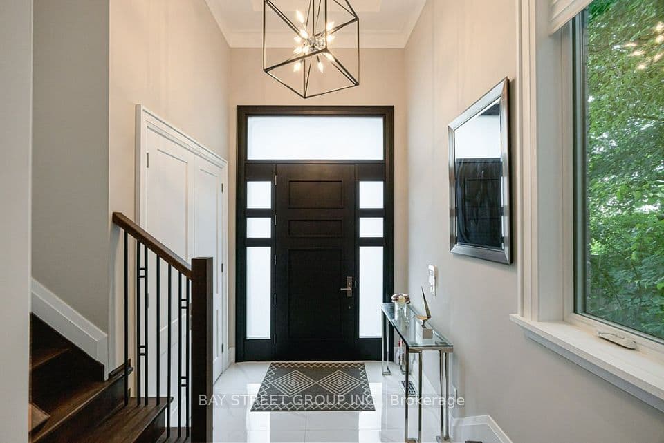 36A Doverwood Court, Toronto, ON M2M 2G8 – photo 2