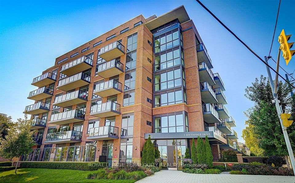 3 Southvale Drive 401, Toronto, ON M4G 1G1 – photo 2