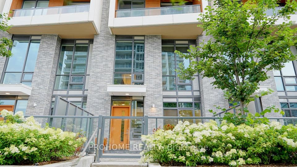 27 McMahon Drive 111, Toronto, ON M2K 0J2 – main photo