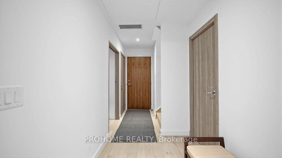 27 McMahon Drive 111, Toronto, ON M2K 0J2 – photo 3