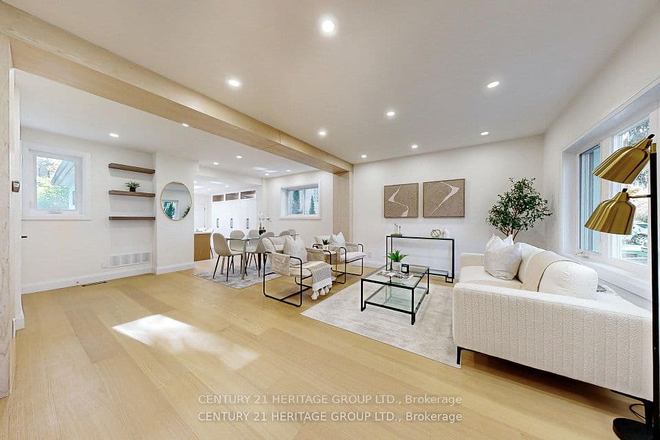 547 Melrose Avenue, Toronto, ON M5M 2A4 – photo 3