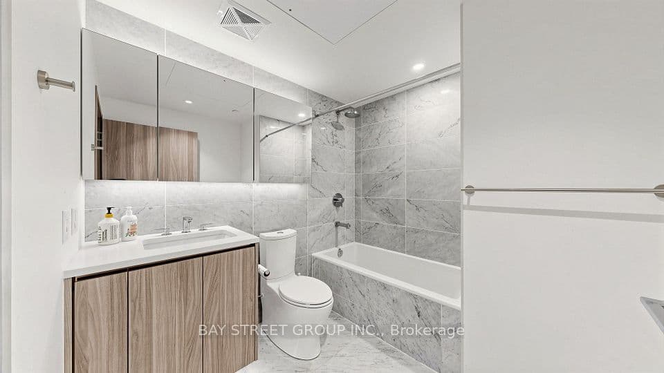 95 McMahon Drive 2515, Toronto, ON M2K 0H2 – photo 2