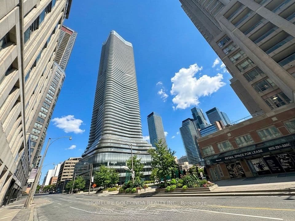 11 Wellesley Street W 4006, Toronto, ON M4Y 1E8 – photo 2
