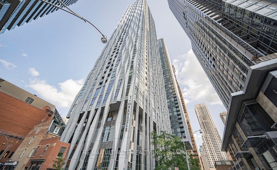 1 Yorkville Avenue 1208, Toronto, ON M4W 1L1 – photo 2