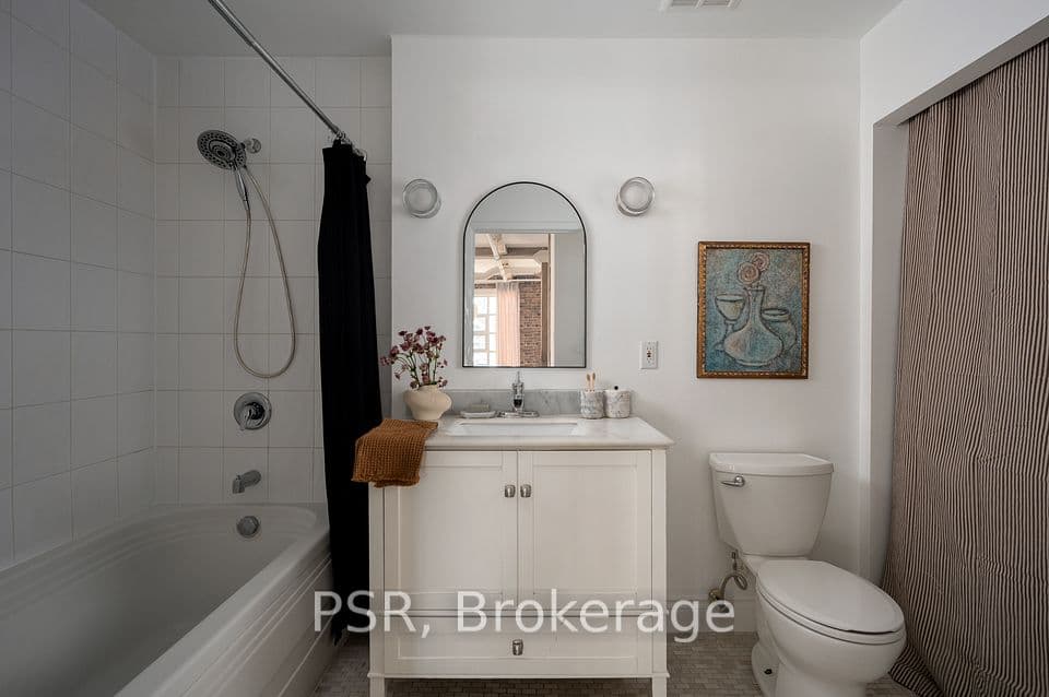 90 Sherbourne Street 407, Toronto, ON M5A 2R1 – photo 3