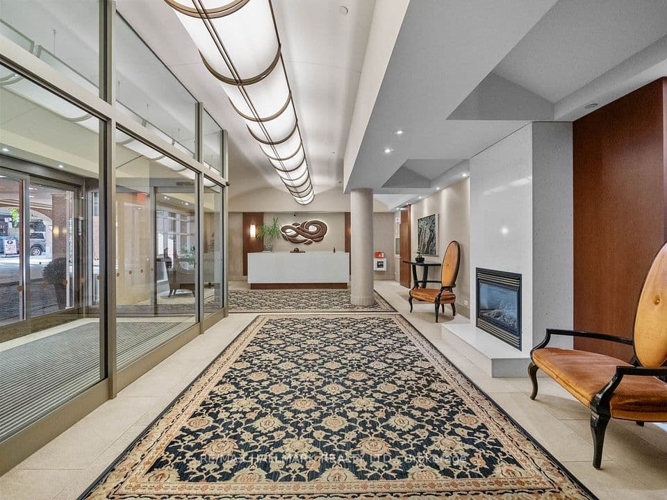 25 George Street 305, Toronto, ON M5A 4L8 – photo 2
