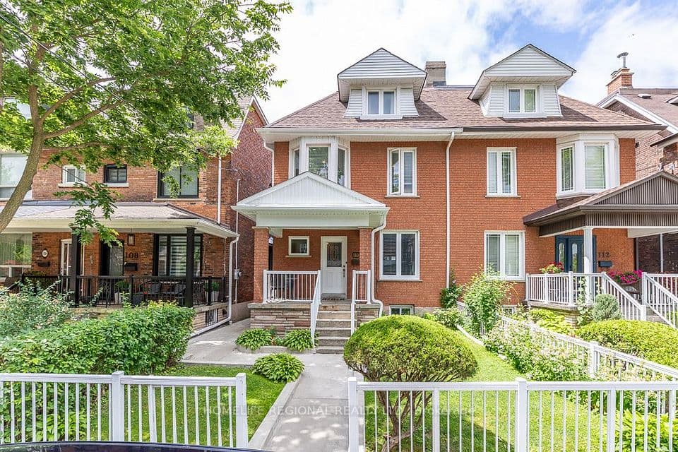 110 Grace Street, Toronto, ON M6J 2S2 – main photo