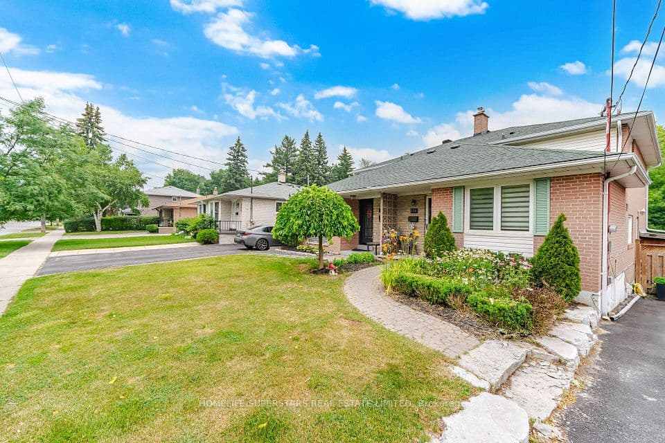 334 Woodsworth Road, Toronto, ON M2L 2T6 – photo 2
