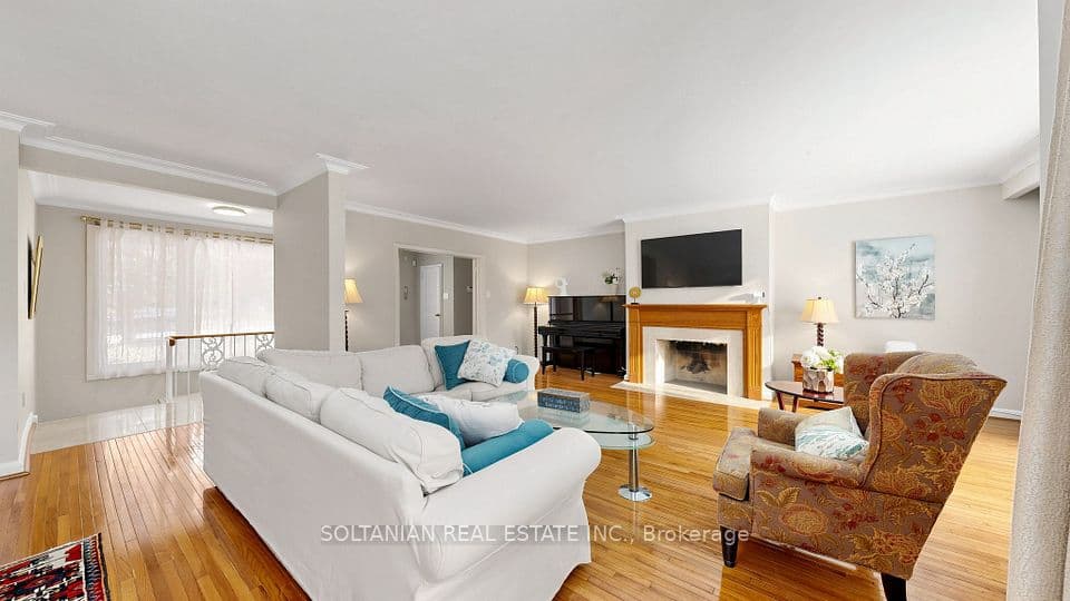57 Sumner Heights Drive, Toronto, ON M2K 1Y5 – photo 3