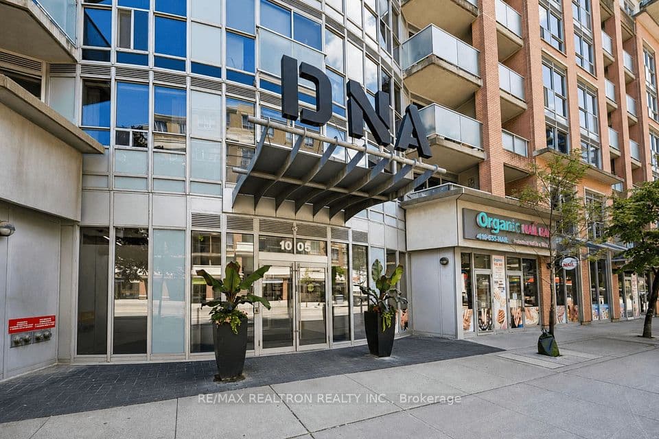 1005 King Street W 512, Toronto, ON M6K 3M8 – photo 2