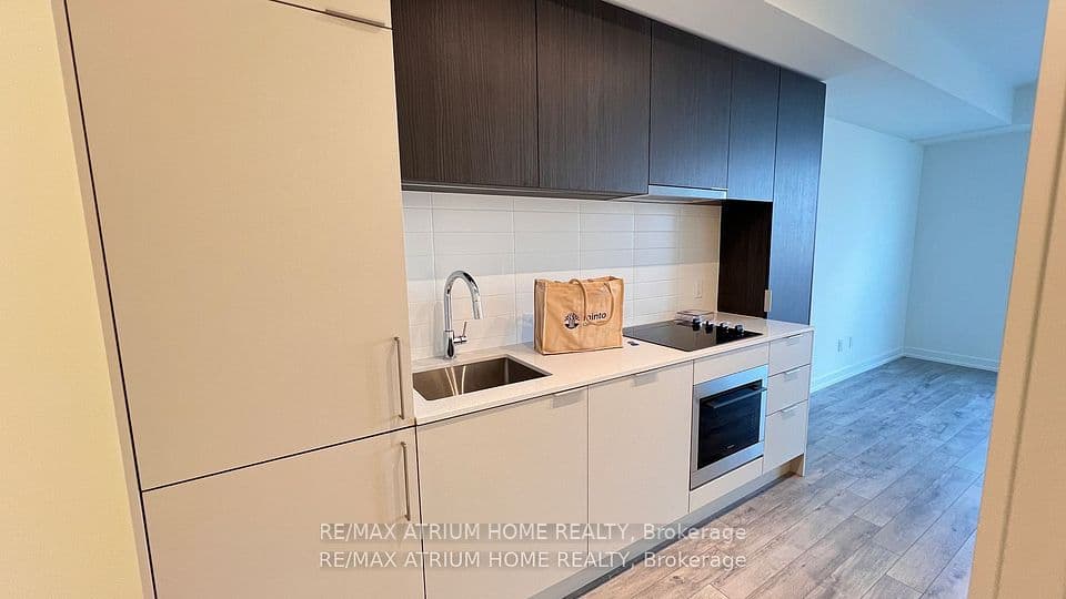 89 Church Street 4705, Toronto, ON M5C 0B7 – photo 3