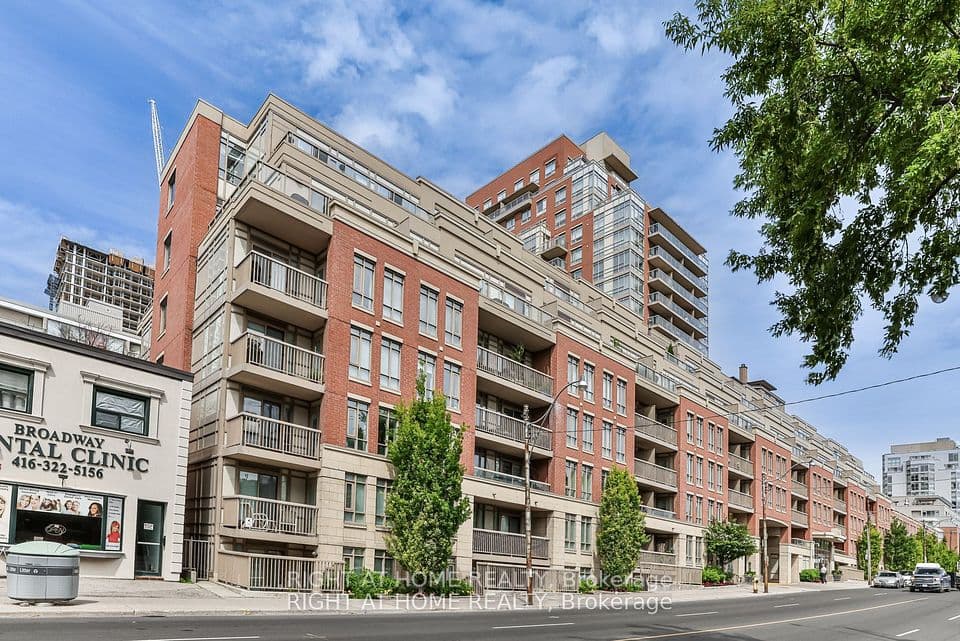 900 Mount Pleasant Road 327, Toronto, ON M4P 3J9 – photo 2