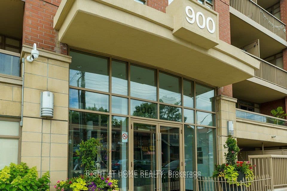 900 Mount Pleasant Road 327, Toronto, ON M4P 3J9 – photo 3