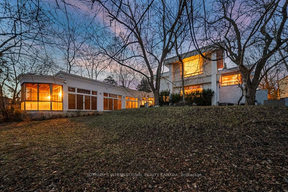 39 Burton Road, Toronto, ON M5P 1V1 – photo 2